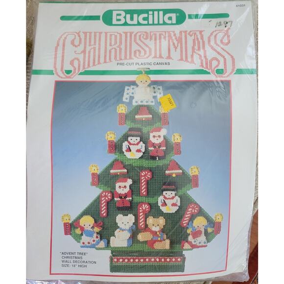 Bucilla Needlepoint Kit Plastic Canvas Advent Tree Kit #61031 18" Tall USA - Picture 1 of 4